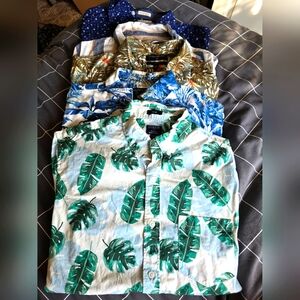 Bundle Of Men's Short Sleeve Button Up Shirts Including J Crew Banana Republic